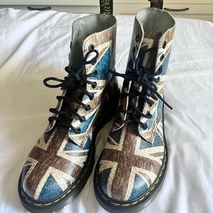 Dr. Martens Union Flag Lace Up Boots